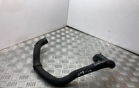 Skoda Octavia Mk2 (1Z) Engine coolant pipe/hose
