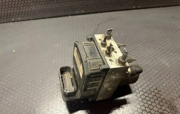 Toyota Avensis T250 ABS Pump 8954105073 481217 0265950147