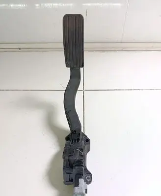 Peugeot 2008 I Accelerator throttle pedal 9671433780 6PV00994941 86ES016079254