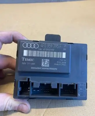 Audi A6 S6 C6 4F Door control unit/module 4F0959795F