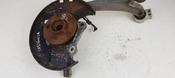 Opel Insignia A Front wheel hub spindle knuckle