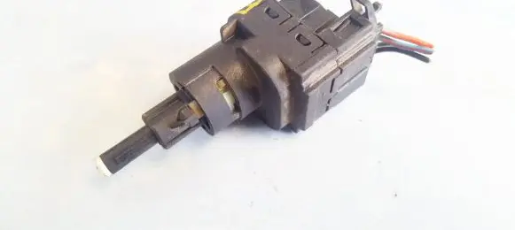 Skoda Fabia Mk1 (6Y) Brake pedal sensor switch 6q0945511