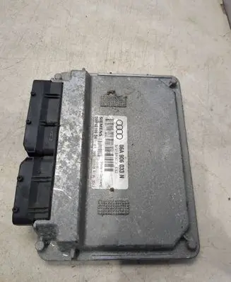 Audi A3 S3 8L Engine control unit/module 06A906033N 5WP4016904