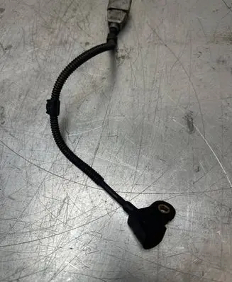 Volkswagen Sharan Crankshaft position sensor 9805940