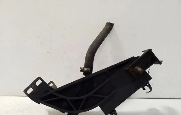 Nissan X-Trail T32 Other engine bay part 1171942