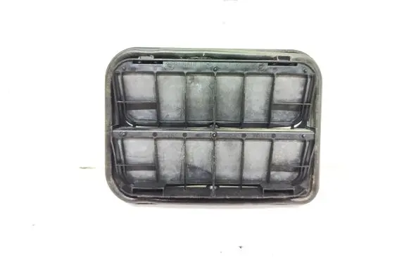 Dacia Sandero II Quarter panel pressure vent 7700838358