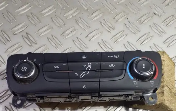 Ford Focus Climate control unit F1ET19980JF C346MCA E1135333