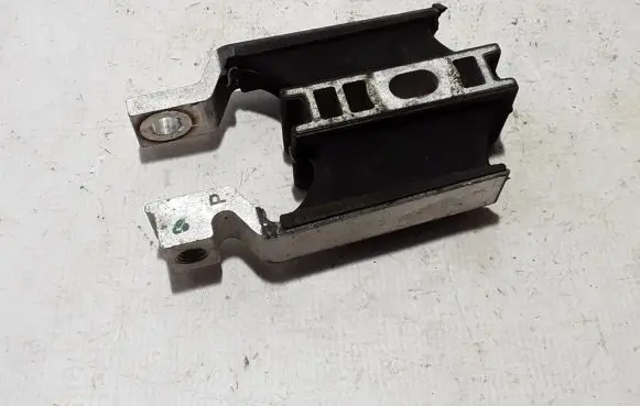 Volvo XC60 Engine mount bracket 31330594
