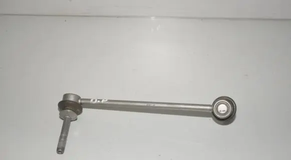 Front anti-roll bar/stabilizer link