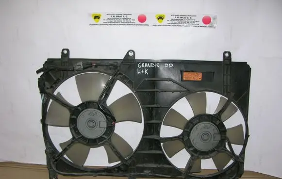 Mitsubishi Grandis Air conditioning (A/C) fan (condenser) 