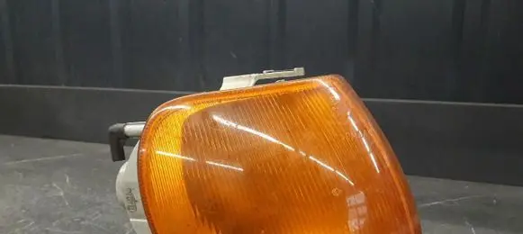 Volkswagen Polo III 6N 6N2 6NF Front indicator light 6N0953050B