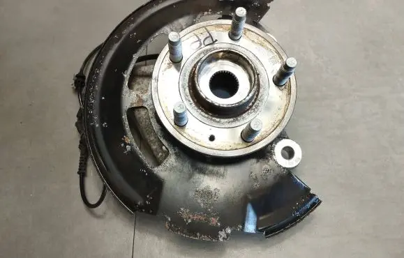 Opel Astra K Front wheel hub spindle knuckle 13580304