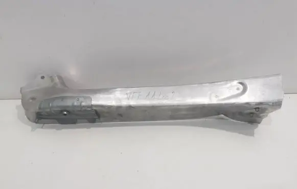 Porsche Macan (95B) Pillar (middle) 95C810648