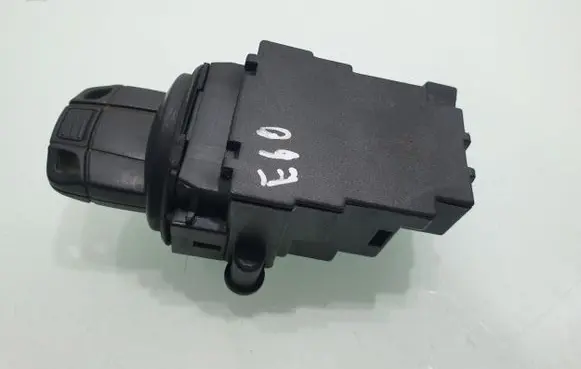 BMW 5 E60 E61 Ignition lock 695472211