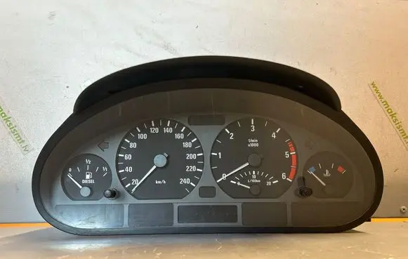 Speedometer (instrument cluster)