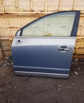 Opel Antara Front door