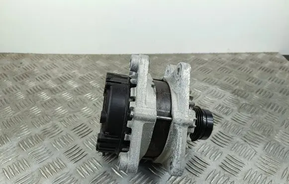 KIA Sportage Generator/alternator 373002M520