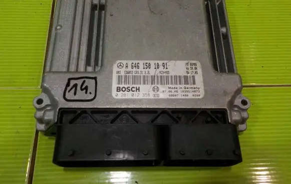 Mercedes-Benz Vito Viano W639 Engine control unit/module A6461501091 LP218