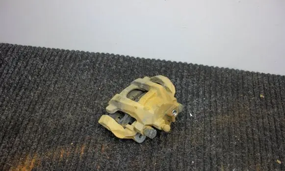 Rear brake caliper
