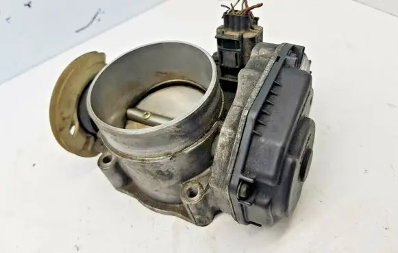 Audi A4 S4 B5 8D Throttle body valve 078133063AK nr850