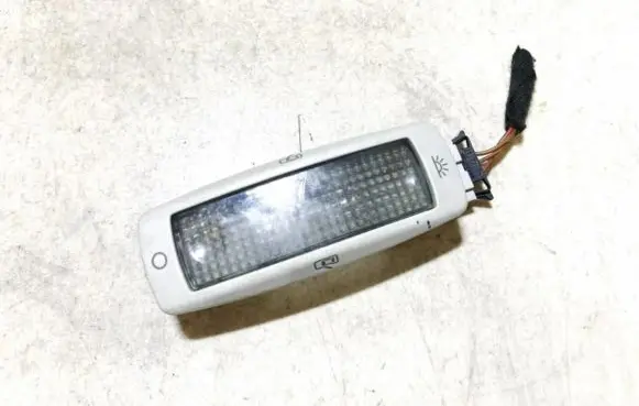Volkswagen PASSAT B5 Rear seat light 3b0947291