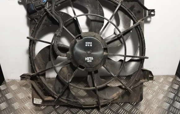 KIA Sorento Radiator cooling fan shroud