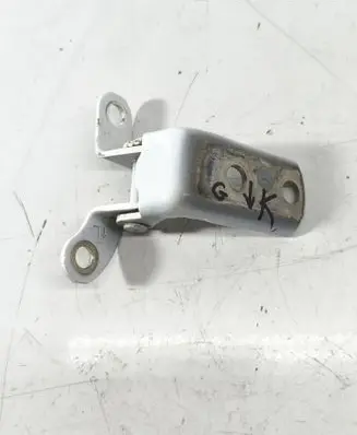 Toyota Yaris Rear door lower hinge