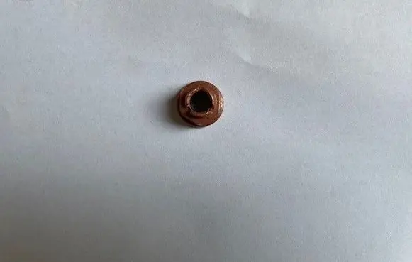 Nuts/bolts