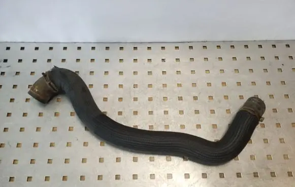 Opel Vivaro Engine coolant pipe/hose