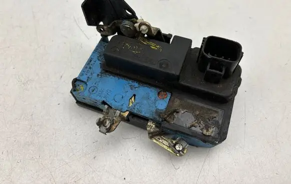 Front door lock