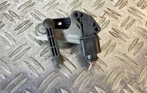 Tesla Model S Air suspension front height level sensor 102794600A