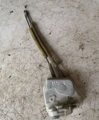 Mazda 3 II Rear door lock