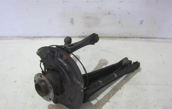 BMW X3 F25 Rear wheel hub spindle/knuckle 6797570