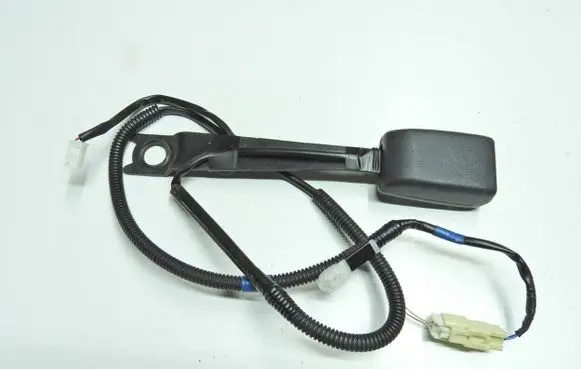 Toyota Urban Cruiser (XP110) Front seatbelt buckle