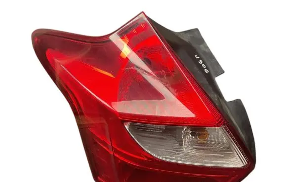 Ford Focus Rear/tail lights BM5113405A BM5113405B BM5113405