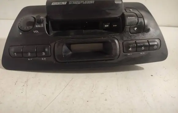 Fiat Bravo - Brava Radio/CD/DVD/GPS head unit 91827881 EA0924V4025279 FA0924V4025279