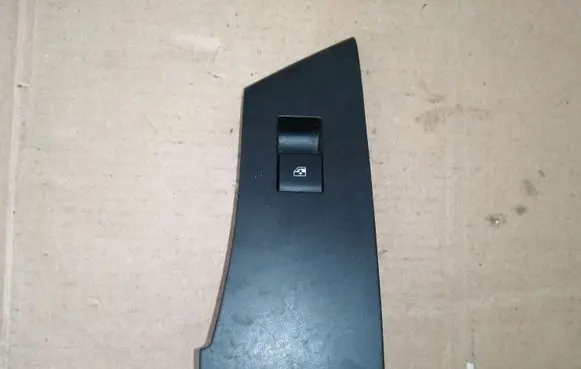 Opel Insignia A Electric window control switch 13301886