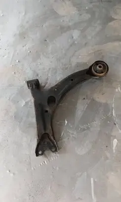 Toyota Corolla Verso AR10 Front lower control arm/wishbone