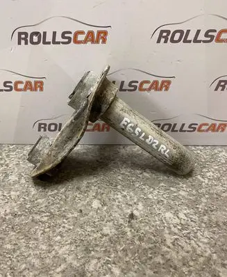 Rear control arm