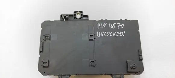 Opel Zafira B Fuse module 13220832 UNLOCKED