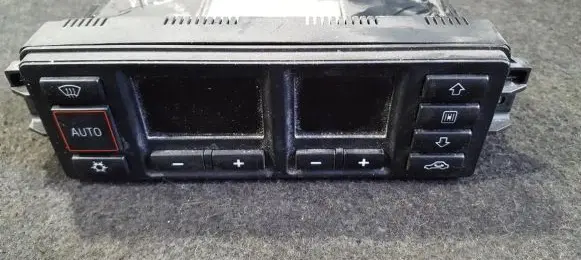 Audi A3 S3 8L Climate control unit 8l0820043d
