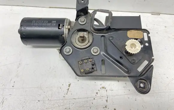 Mercedes-Benz E W124 Sunroof motor/actuator A1247800307 1247800307 A1248210024