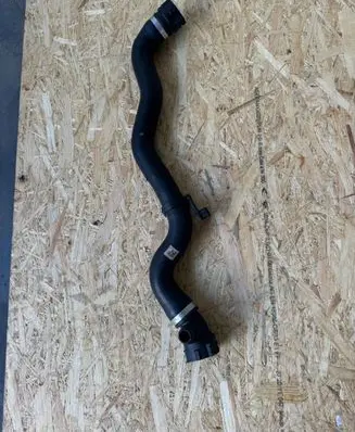 BMW 5 G30 G31 G38 Coolant pipe/hose 8575764
