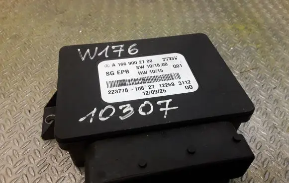 Mercedes-Benz A W176 Rear brake EMF control unit/module 1669002700 A1669002700