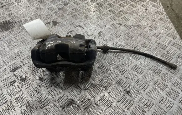 Opel Zafira C Front brake caliper