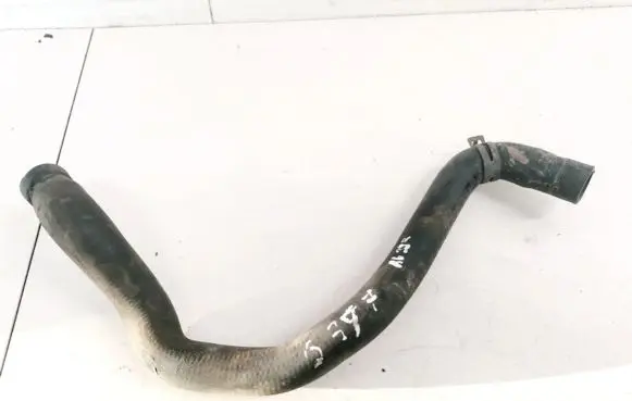 Audi A4 S4 B5 8D Engine coolant pipe/hose