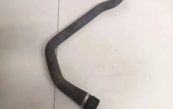 BMW X5 E70 Engine coolant pipe/hose 779415304 7794153-04