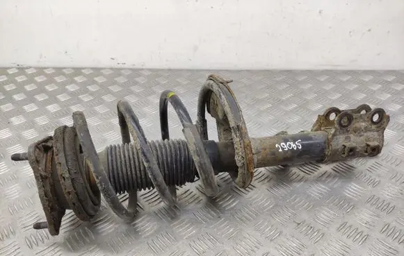 Hyundai i30 Front shock absorber/damper