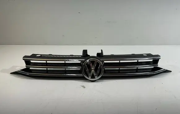 Volkswagen Touran III Front grill 5TA853653B