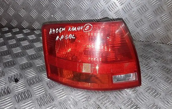 Rear/tail lights